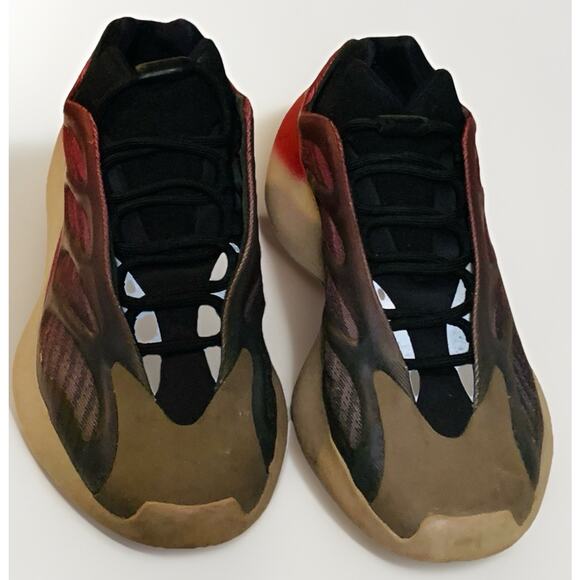 Adidas Yeezy 700 V3 Fade Carbon GW1814 Men’s Size 9.5M - Picture 1 of 7
